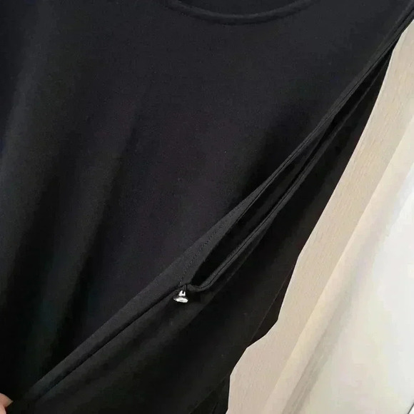 Blouse Inc INTERNATIONAL CONCEPTS BLACK OPEN ARM SLIT WITH RHINESTO… - Picture 3 of 8